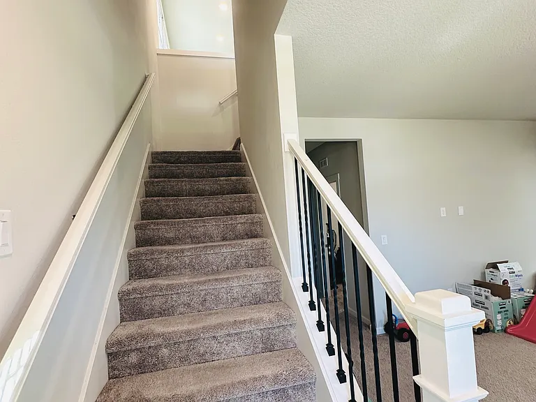 8201 SE Crabapple St — Photo 5