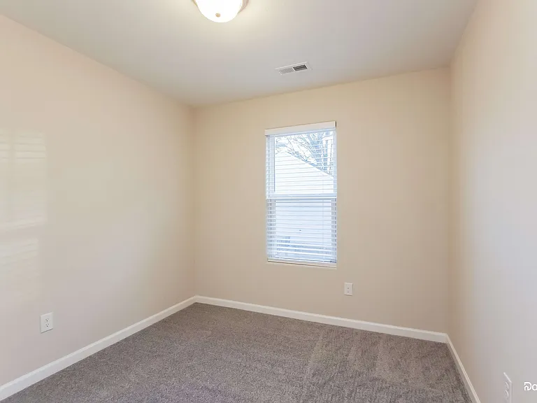 6611 Ware Rd — Photo 11