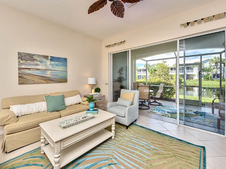 4529 Cardinal Cove Ln — Photo 4