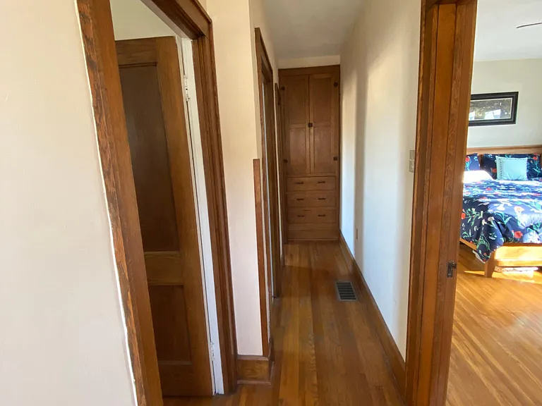 98 Tibet Rd — Photo 13