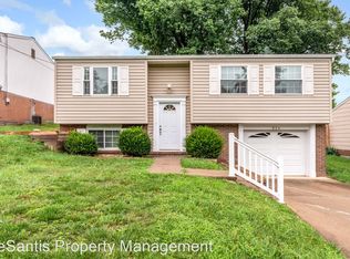 924 Harper Rd, Crescent, PA 15046