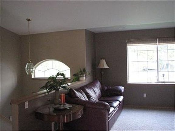 4th image of 18320 113th St NE