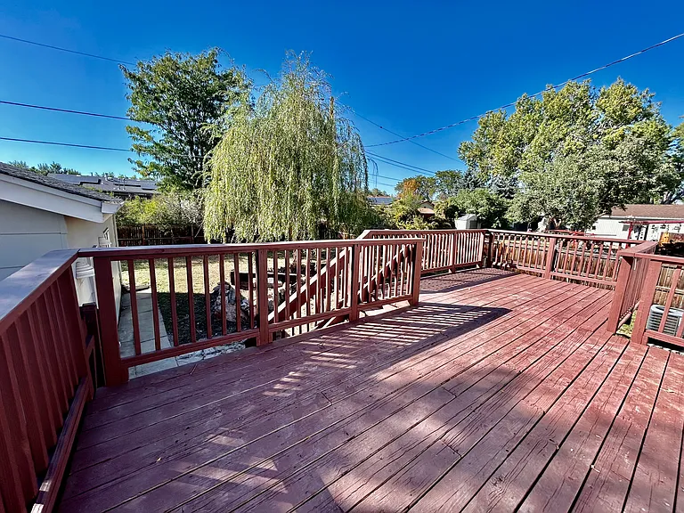 7531 Yates St — Photo 14