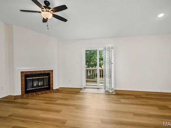 4th image of 9121 N Swan Cir