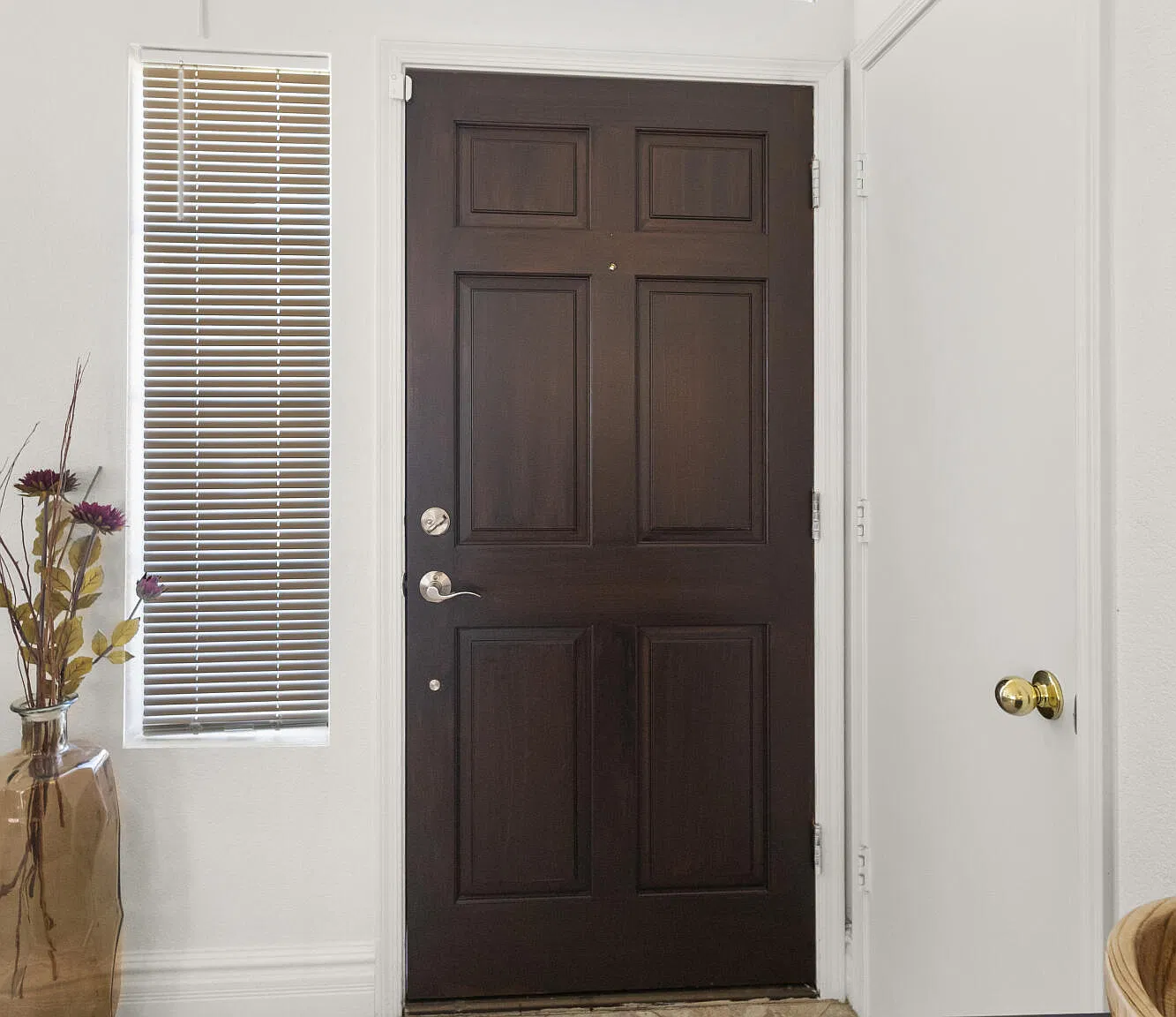 4 bed, 2.5 bath, 2176 sqft, $2,800 — Photo 4