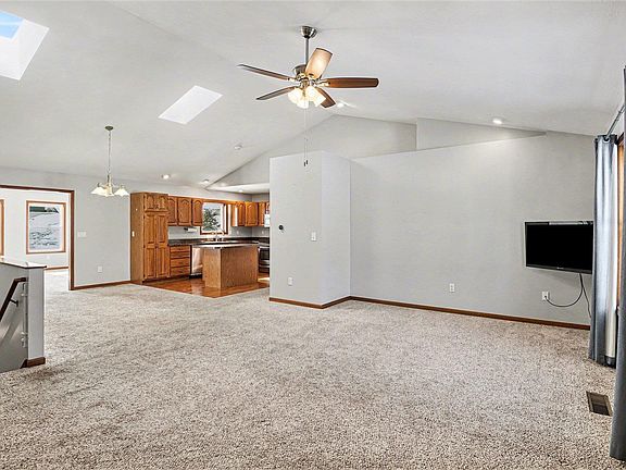 4th image of 64675 Apple Ridge Rd