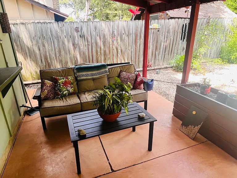 2602 Campden Dr — Photo 23