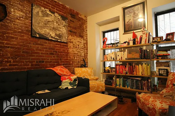 Rented by J Misrahi Realty Corp | media 3