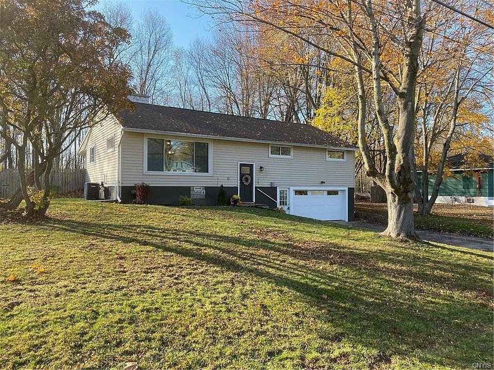 1st image of 3502 Linda Ln