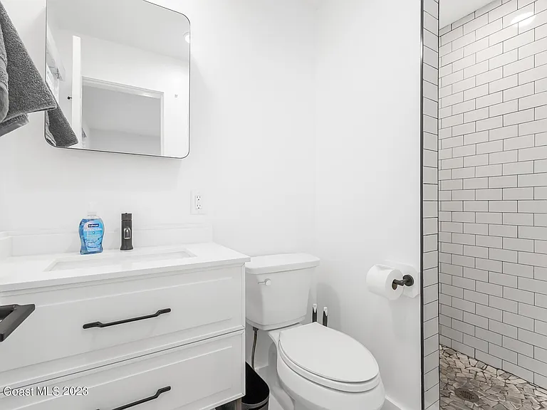 401 Sunrise Dr #A — Photo 18