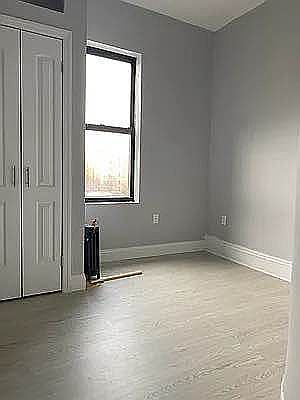 4th image of 520 W 175th St #16
