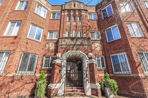 Charlesgate Apartments - Vintage Studios Photo 1