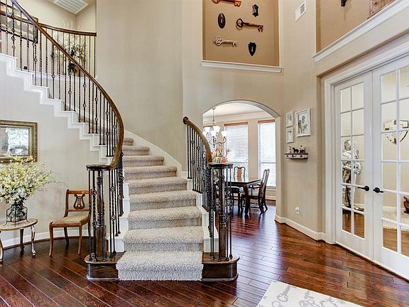 5th image of 18315 Saxon Creek Dr