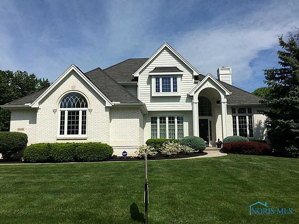 1st image of 30069 Waterford Dr