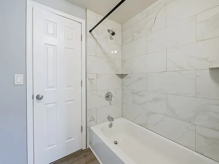 750 Scottwood St — Photo 14