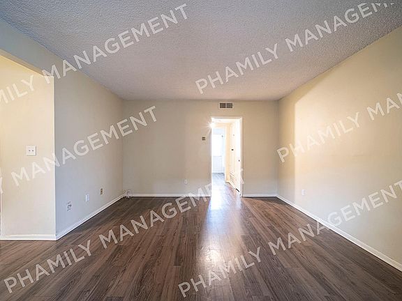 2nd image of 451 Anderwood Ct APT B