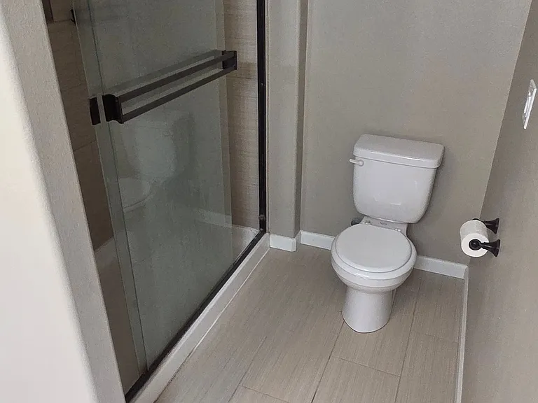 2710 NE 130th Ct — Photo 7
