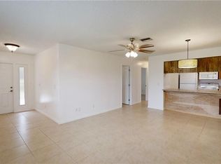 2303 NE 6th St #3, Cape Coral, FL 33909