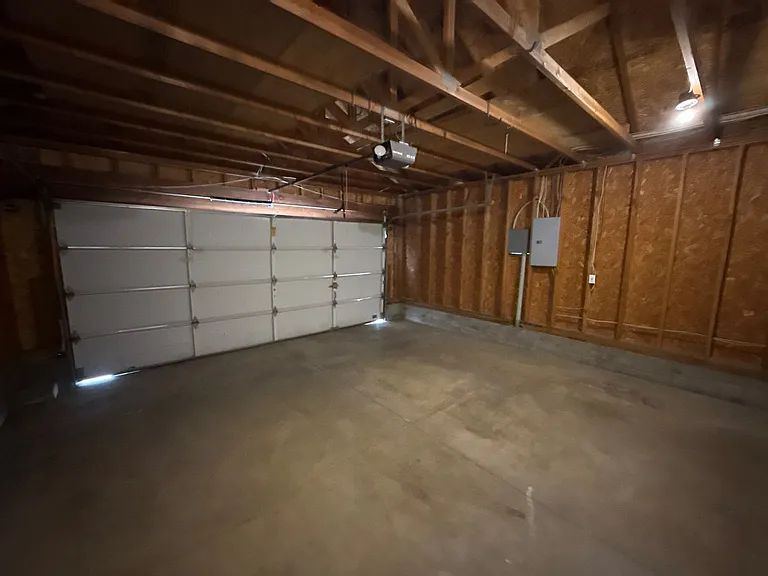 4359 Rodeo Dr NE — Photo 33