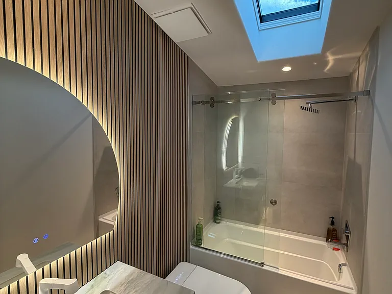 2nd bathroom
