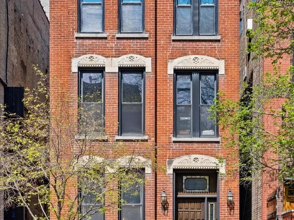 158 W Burton Pl Front 1, Chicago, IL 60610