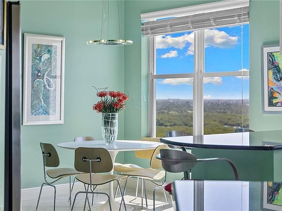 4th image of 430 Cove Tower DR #1501