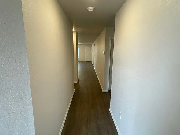 4222 Legend Hts — Photo 4