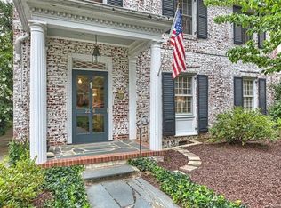 2216 Colony Rd, Charlotte, NC 28209