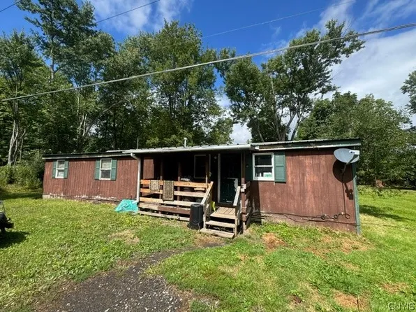 160 Etna Rd, Ithaca, NY 14850
