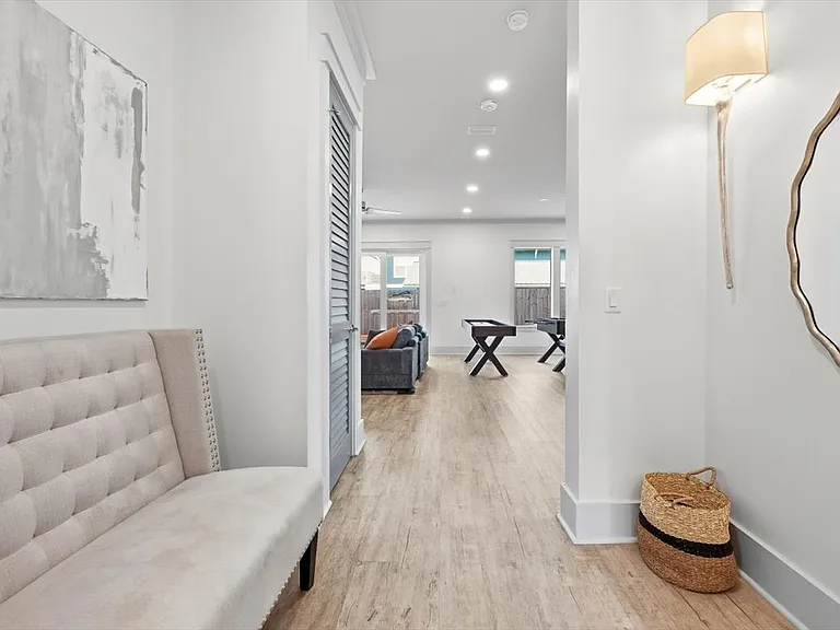 8320 Surf Dr — Photo 87