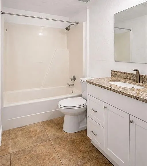 5324 Treetops Dr #G-2 — Photo 6