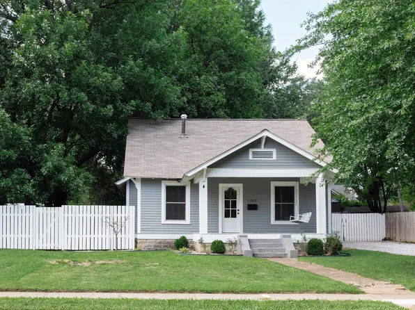 1002 Olive St, Murray, KY 42071