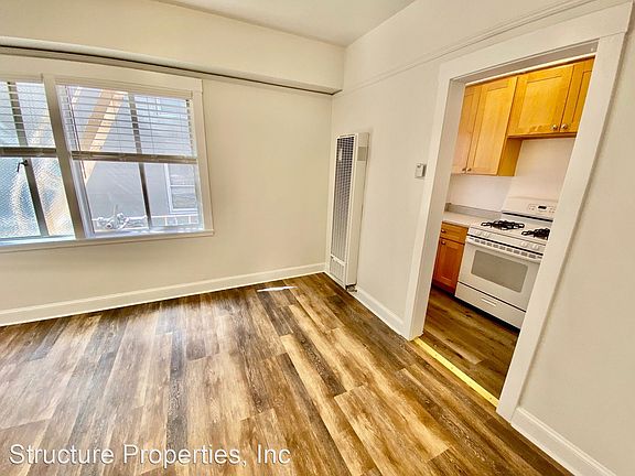 5th image of 10 Brooklyn Pl #2