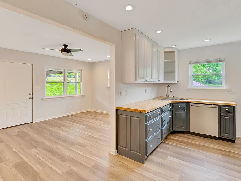 4107 Cherryton Dr #A — Photo 3