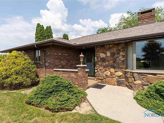 3rd image of 11935 Township Road 130