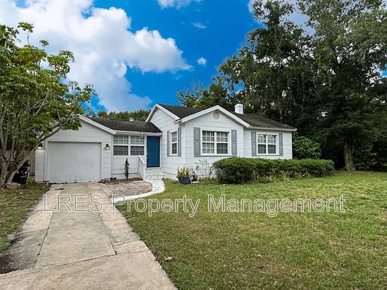 429 Wiltshire Rd — Photo 1