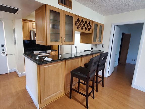 5th image of 8180 Geneva Ct APT 530