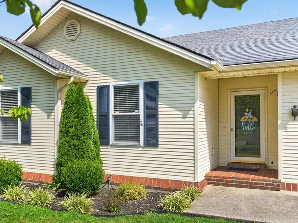 204 Lindsey Ct, Winchester, KY 40391