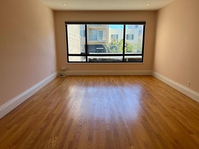 1st image of 270 12th Ave APT 2