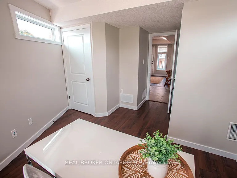489 East Ave #B — Photo 20