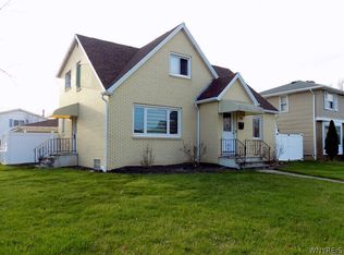 144 Margaret Rd, Amherst, NY 14226