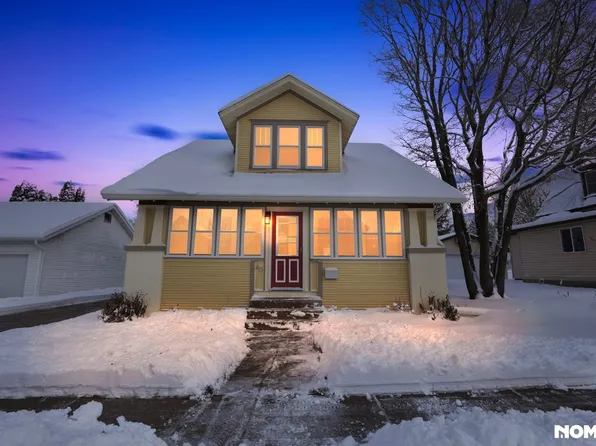 40 W Lewis St, Platteville, WI 53818