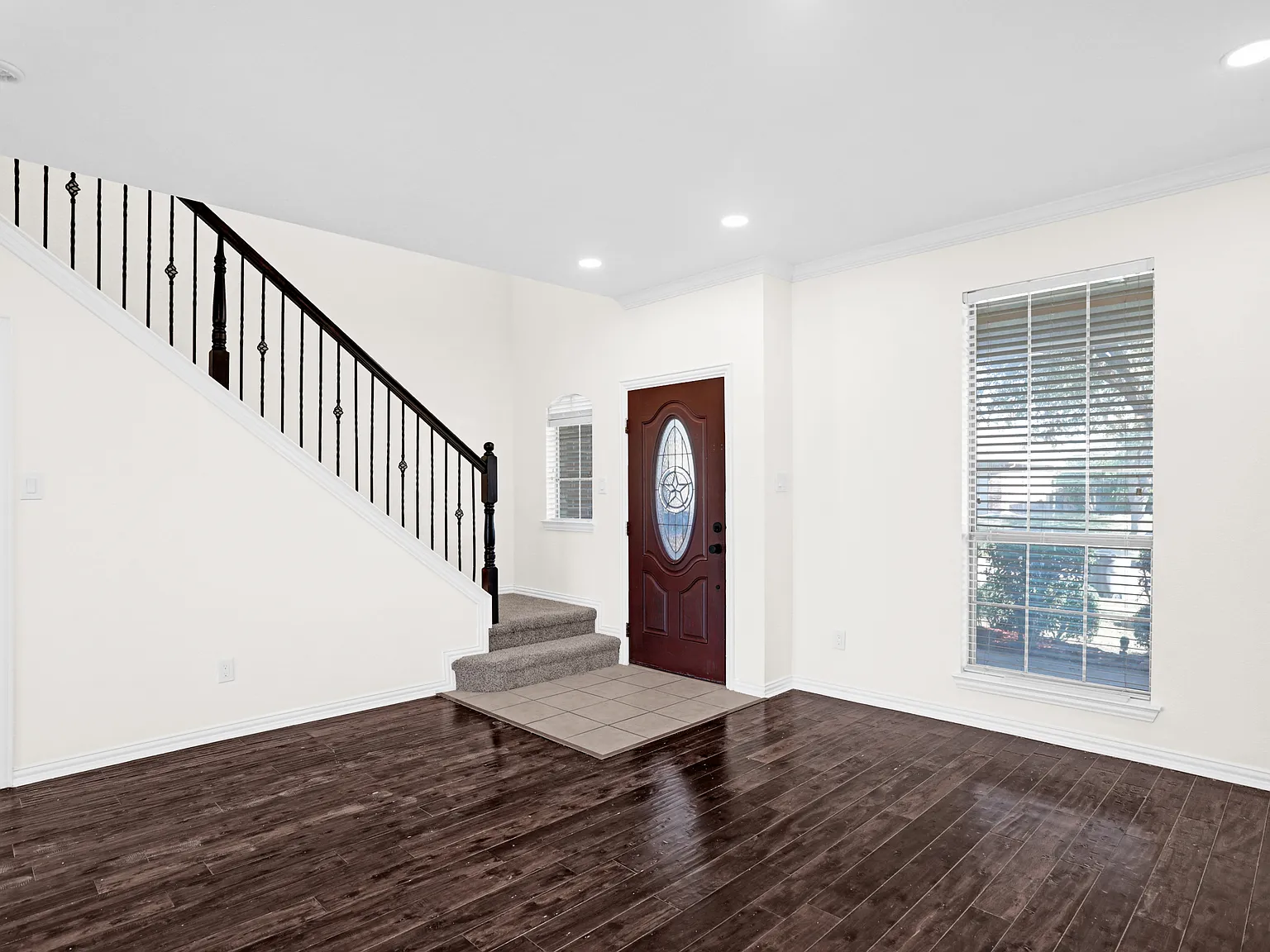 3 bed, 2177 sqft, $3,000 — Photo 4