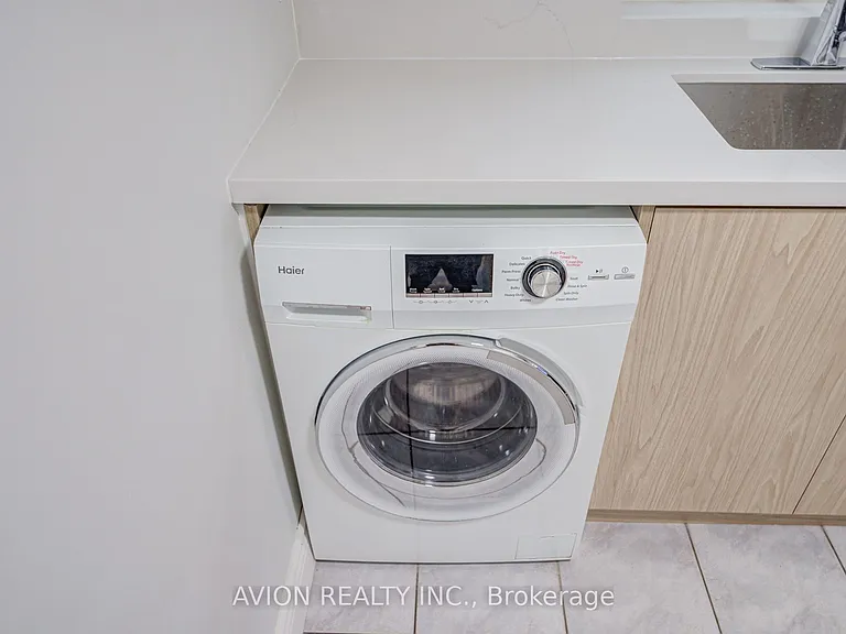 882 Broadview Ave #3 — Photo 16