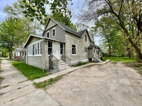 441 White Ave APT 3, Muskegon, MI 49442