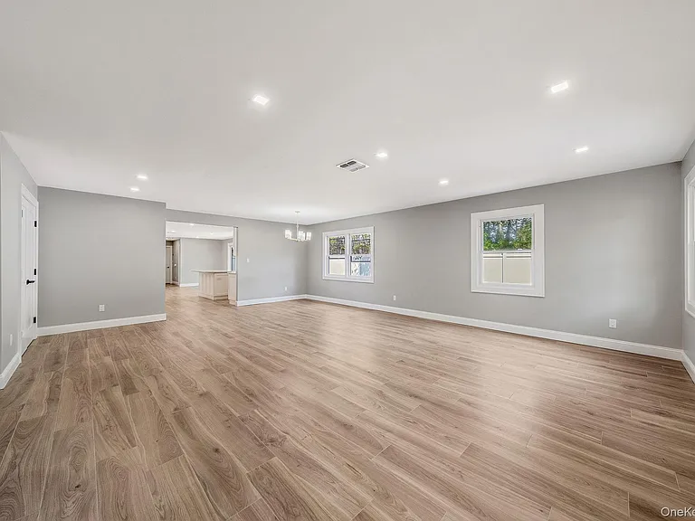 1335 Stony Brook Rd — Photo 23