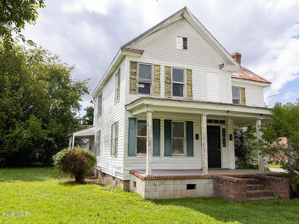 1st image of 313 N Oakum Street