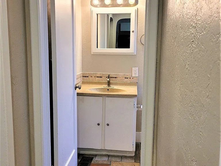 757 E Simpson Ave #7 — Photo 13