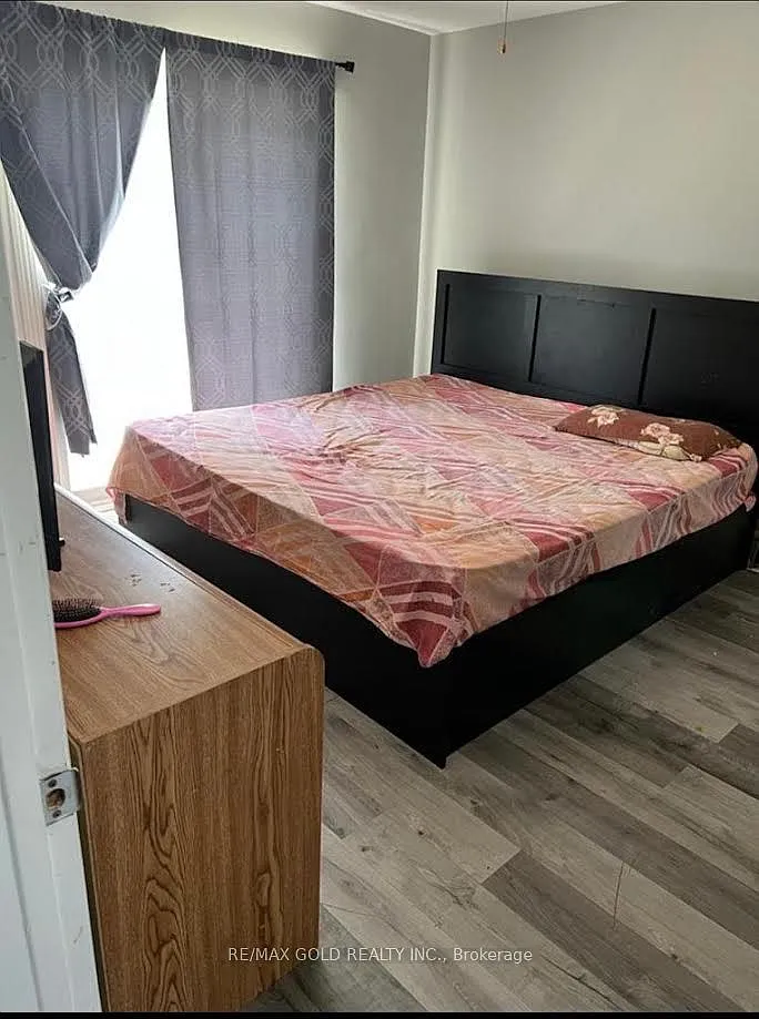 3 bed, $2,600 — Photo 3