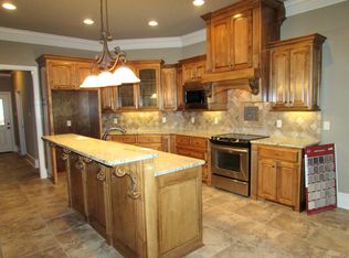 8916 Johnson Dr, Sherwood, AR 72120